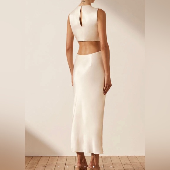 Shona Joy LA LUNE TWIST FRONT SLEEVELESS MIDI DRESS in CREAM - Picture 4 of 4